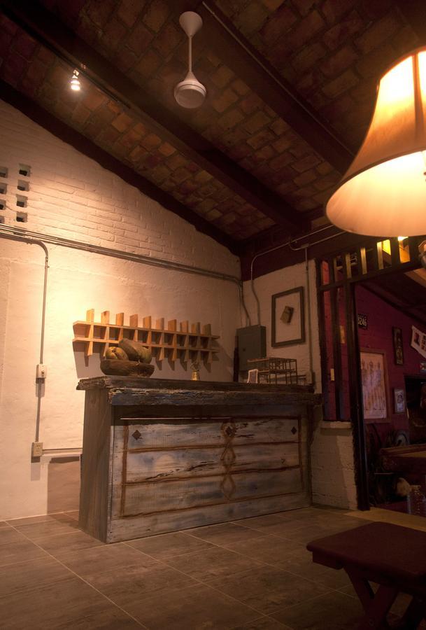 Atico Hostal 萨尤利塔 外观 照片