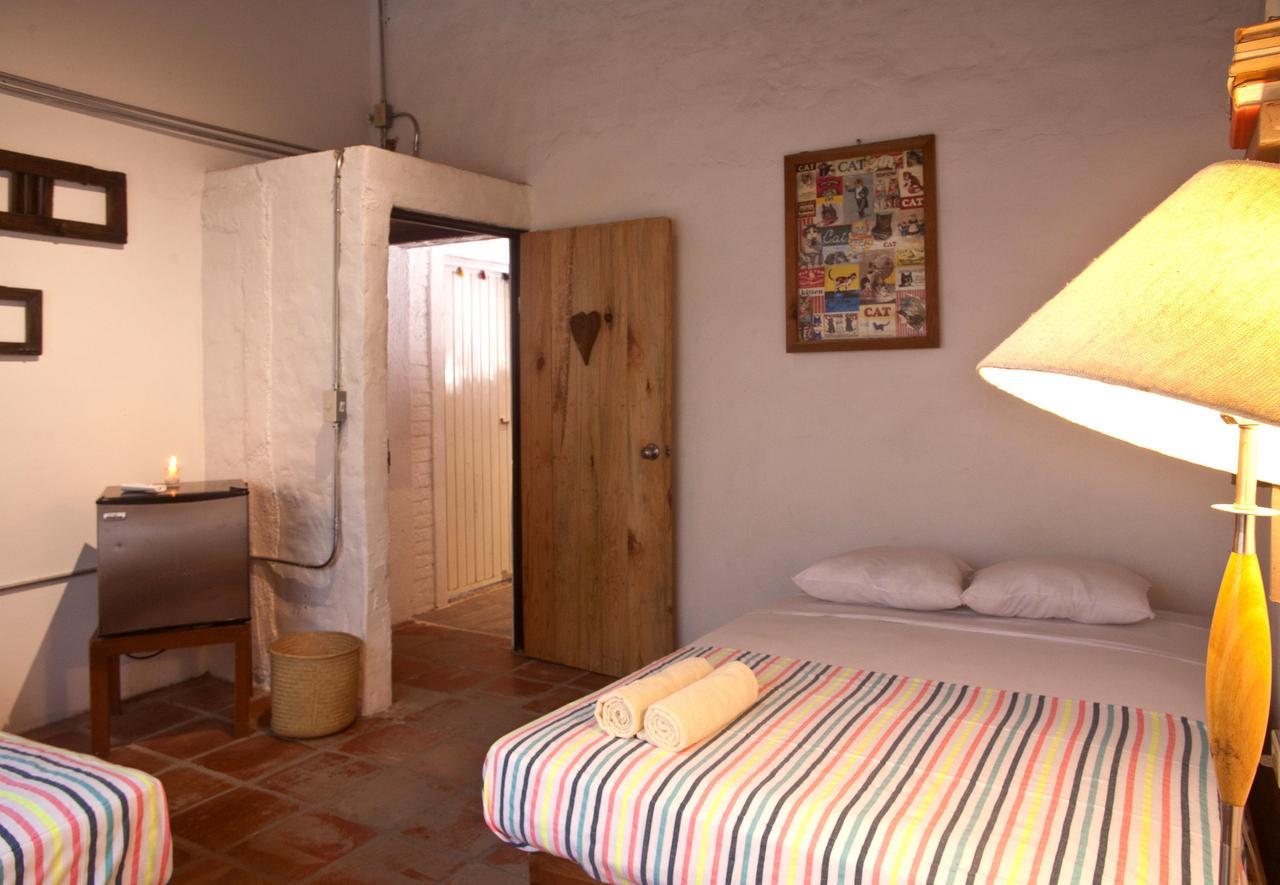 Atico Hostal 萨尤利塔 外观 照片